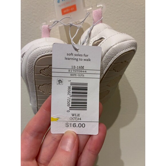 NWT Carter's Toddler Girls White Slip-On Sandals - 12-18M - Picture 3 of 3